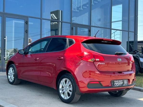 Kia Ceed II с пробегом 2013 года, цена 1 100 000 рублей, 211286 км, хэтчбек, Автокод Объявления