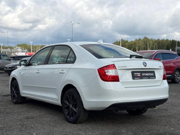 Skoda Rapid I с пробегом 2016 года, цена 895 000 рублей, 172166 км, лифтбек, Автокод Объявления