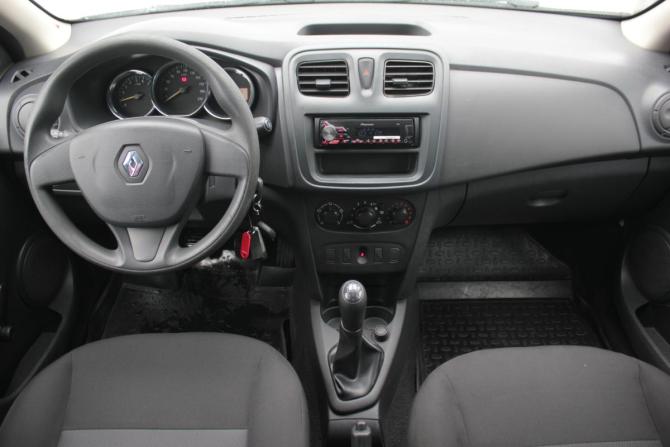 Renault Sandero II с пробегом 2015 года, цена 490 000 рублей, 199201 км, хэтчбек, Автокод Объявления