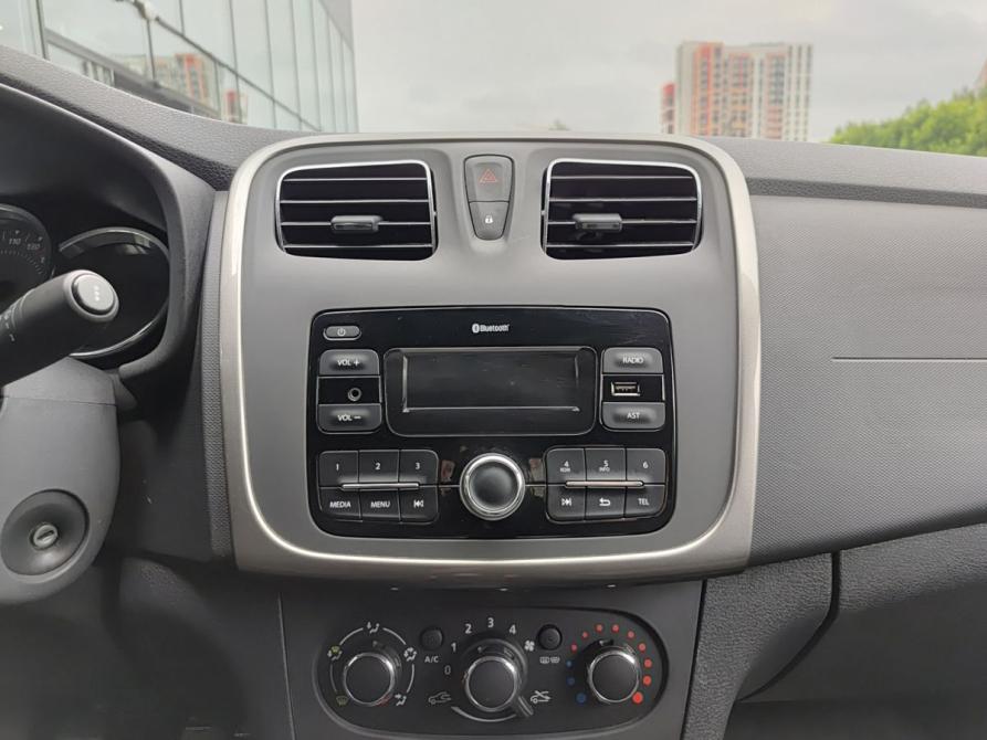 Renault Logan II Рестайлинг Ижевск  - изображение 18