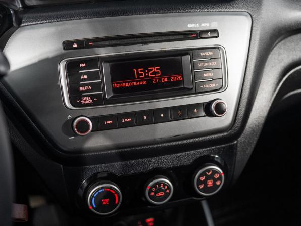 Kia Rio III Рестайлинг с пробегом 2016 года, цена 1 065 000 рублей, 174354 км, седан, Автокод Объявления