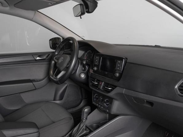 Volkswagen Polo VI с пробегом 2022 года, цена 1 732 300 рублей, 67745 км, лифтбек, Автокод Объявления