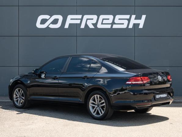 Volkswagen Passat B8 с пробегом 2016 года, цена 1 790 000 рублей, 188513 км, седан, Автокод Объявления