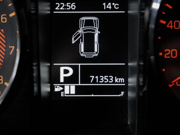 Suzuki Jimny IV с пробегом 2022 года, цена 3 190 000 рублей, 69000 км, внедорожник, Автокод Объявления