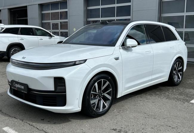 Li Auto (Lixiang) L7 I с пробегом 2023 года, цена 5 000 000 рублей, 99000 км, внедорожник, Автокод Объявления
