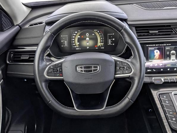 Geely Atlas Pro с пробегом 2023 года, цена 1 990 000 рублей, 64539 км, внедорожник, Автокод Объявления