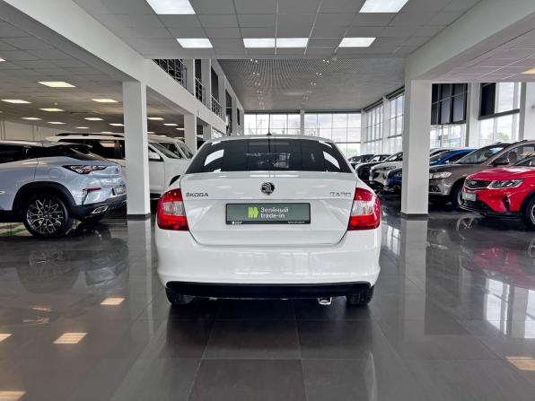 Skoda Rapid I с пробегом 2016 года, цена 725 000 рублей, 258868 км, лифтбек, Автокод Объявления