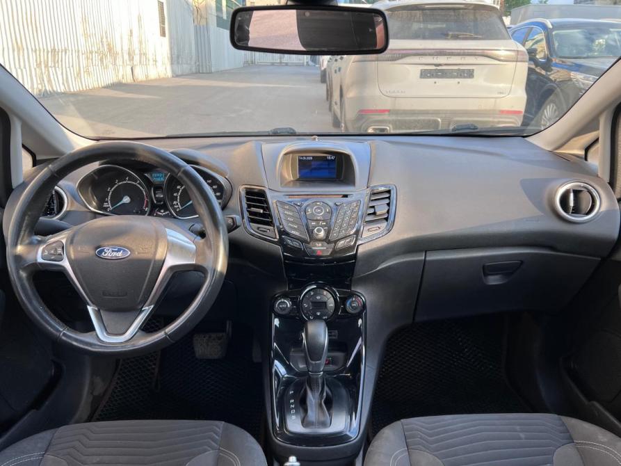 Ford Fiesta Mk6 Рестайлинг Ростов-на-Дону  - изображение 12