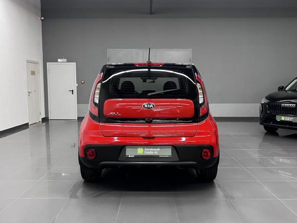 Kia Soul II Рестайлинг с пробегом 2017 года, цена 1 540 000 рублей, 136673 км, хэтчбек, Автокод Объявления