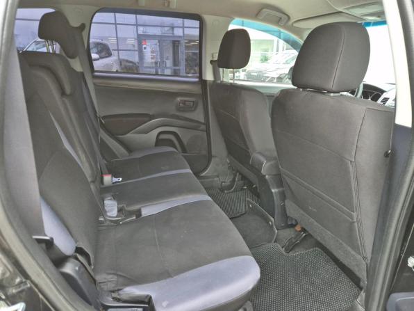 Mitsubishi Outlander II Рестайлинг с пробегом 2011 года, цена 990 000 рублей, 183131 км, внедорожник, Автокод Объявления