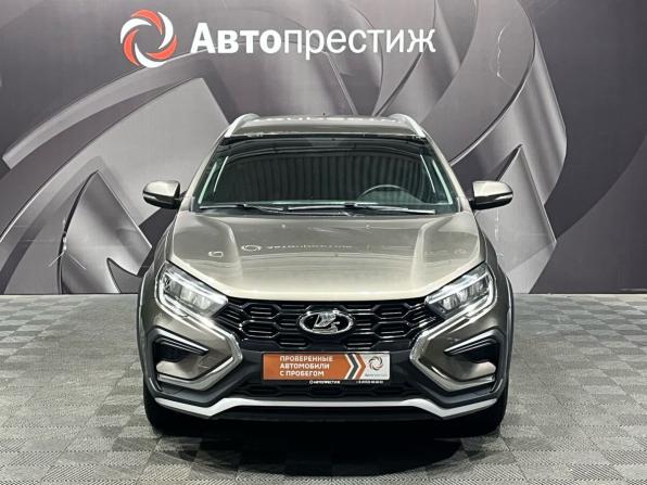 Lada (ВАЗ) Vesta I Рестайлинг (NG) с пробегом 2024 года, цена 1 450 000 рублей, 35900 км, универсал, Автокод Объявления