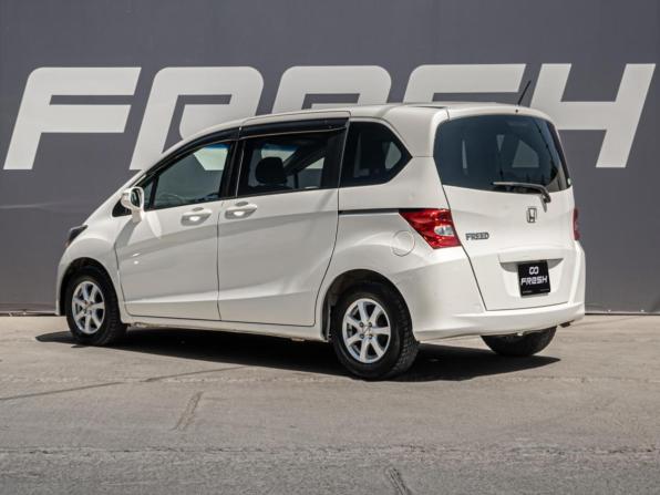 Honda Freed I с пробегом 2011 года, цена 1 150 000 рублей, 115883 км, компактвэн, Автокод Объявления