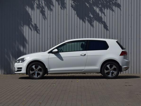 Volkswagen Golf VII с пробегом 2014 года, цена 879 000 рублей, 145162 км, хэтчбек, Автокод Объявления