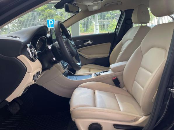 Mercedes-Benz GLA I (X156) Рестайлинг с пробегом 2018 года, цена 3 200 000 рублей, 26378 км, внедорожник, Автокод Объявления
