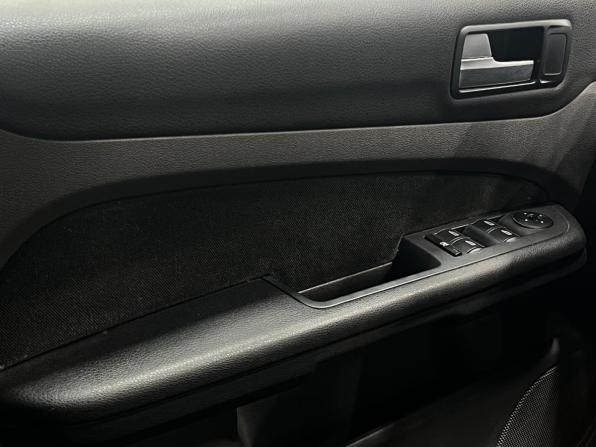 Ford Focus II с пробегом 2007 года, цена 499 000 рублей, 212000 км, седан, Автокод Объявления