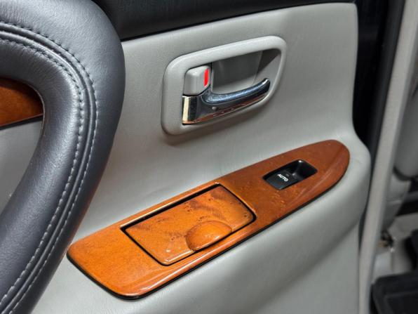 Lexus LX II Рестайлинг с пробегом 2007 года, цена 2 030 000 рублей, 286253 км, внедорожник, Автокод Объявления