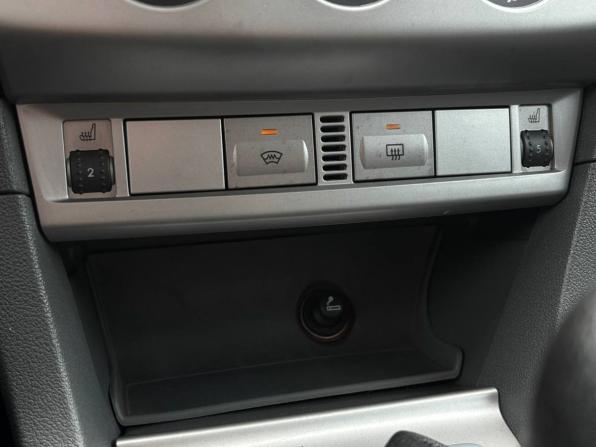 Ford Focus II Рестайлинг с пробегом 2010 года, цена 611 000 рублей, 135861 км, седан, Автокод Объявления