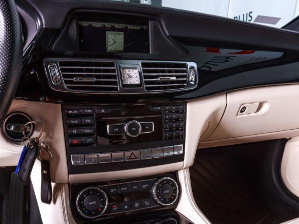 Mercedes-Benz CLS II (C218) с пробегом 2013 года, цена 3 450 000 рублей, 360608 км, седан, Автокод Объявления