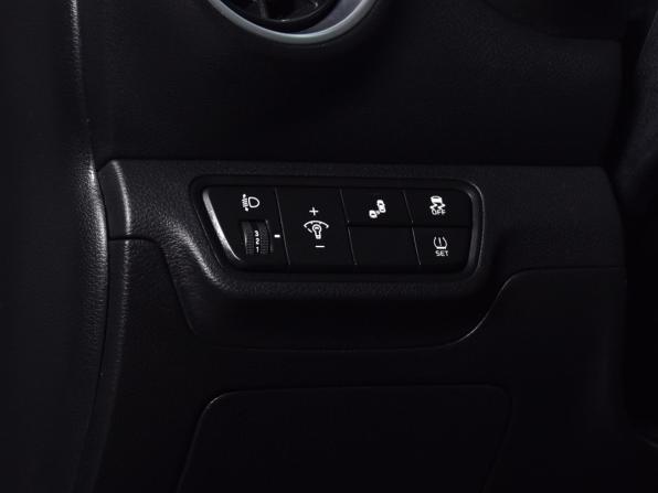 Kia Cerato IV Рестайлинг с пробегом 2021 года, цена 2 285 995 рублей, 46869 км, седан, Автокод Объявления