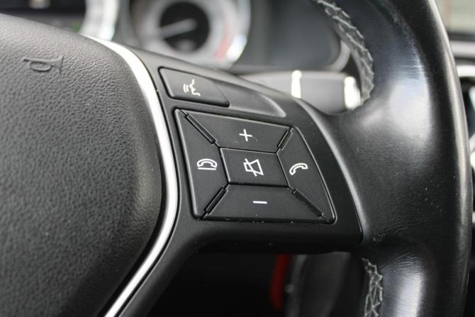 Mercedes-Benz GLK-Класс I (X204) Рестайлинг с пробегом 2013 года, цена 1 950 000 рублей, 150000 км, внедорожник, Автокод Объявления