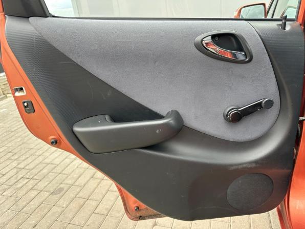 Honda Jazz I Рестайлинг с пробегом 2007 года, цена 460 000 рублей, 290000 км, хэтчбек, Автокод Объявления