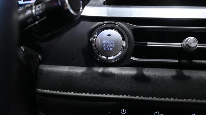 Chery Tiggo 4 Pro I Рестайлинг с пробегом 2024 года, цена 1 555 000 рублей, 29603 км, внедорожник, Автокод Объявления