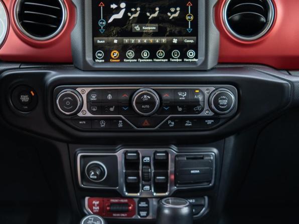 Jeep Gladiator II (JT) с пробегом 2022 года, цена 5 990 000 рублей, 50250 км, offers.body_type.unknown, Автокод Объявления