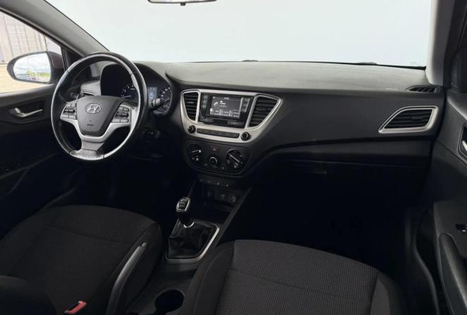Hyundai Solaris II с пробегом 2019 года, цена 1 275 000 рублей, 59489 км, седан, Автокод Объявления