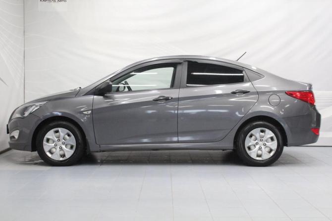 Hyundai Solaris I Рестайлинг с пробегом 2015 года, цена 1 009 000 рублей, 98000 км, седан, Автокод Объявления