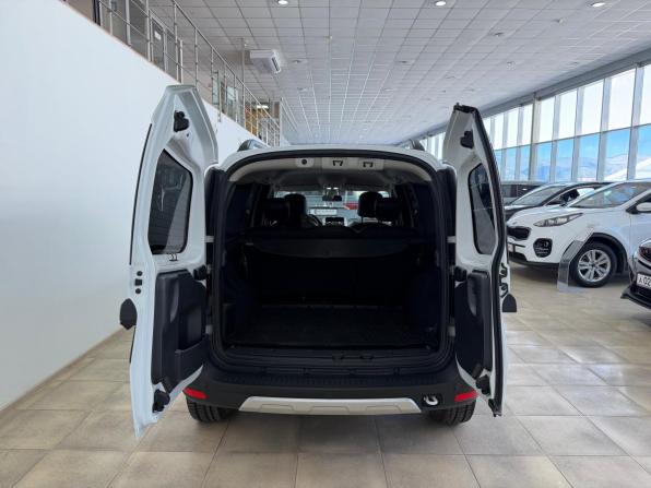 Lada (ВАЗ) Largus I Рестайлинг с пробегом 2024 года, цена 1 600 000 рублей, 15100 км, универсал, Автокод Объявления