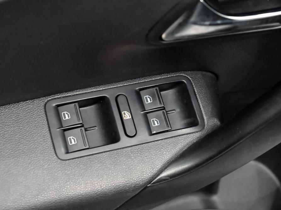 Volkswagen Polo V Рестайлинг Екатеринбург  - изображение 13