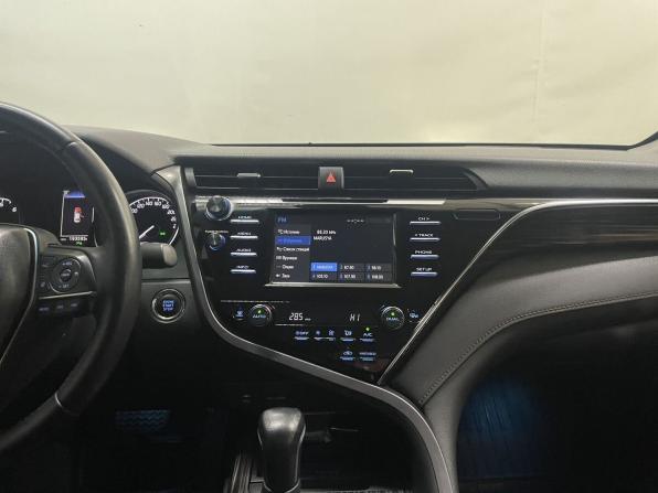 Toyota Camry VIII (XV70) с пробегом 2019 года, цена 2 399 000 рублей, 193583 км, седан, Автокод Объявления