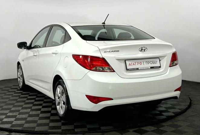 Hyundai Solaris I Рестайлинг с пробегом 2016 года, цена 760 000 рублей, 147820 км, седан, Автокод Объявления