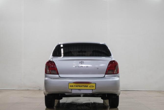 Toyota Platz с пробегом 2000 года, цена 379 000 рублей, 300000 км, седан, Автокод Объявления