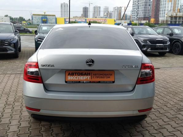 Skoda Octavia III (A7) Рестайлинг с пробегом 2017 года, цена 1 850 000 рублей, 53500 км, лифтбек, Автокод Объявления