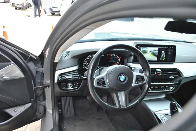 BMW 5 серии VII (G30/G31/G38) Рестайлинг с пробегом 2020 года, цена 4 199 000 рублей, 131358 км, седан, Автокод Объявления
