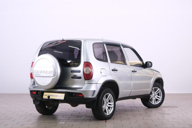 Chevrolet Niva I Рестайлинг с пробегом 2010 года, цена 469 000 рублей, 166570 км, внедорожник, Автокод Объявления