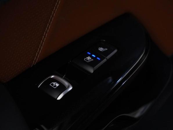 Kia Mohave I Рестайлинг 2 с пробегом 2022 года, цена 5 749 077 рублей, 56247 км, внедорожник, Автокод Объявления