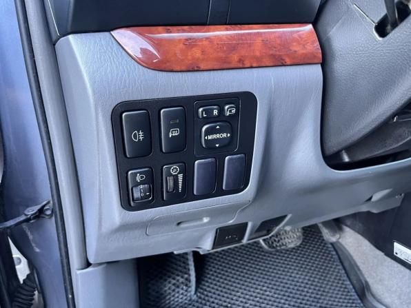 Toyota Land Cruiser Prado 120 Series Рестайлинг с пробегом 2007 года, цена 1 800 000 рублей, 478519 км, внедорожник, Автокод Объявления