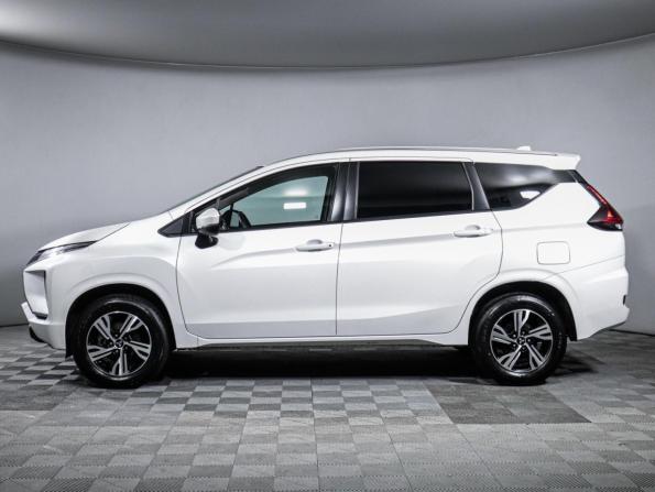 Mitsubishi Xpander I с пробегом 2022 года, цена 2 389 000 рублей, 66000 км, внедорожник, Автокод Объявления