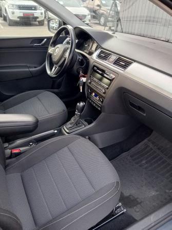 Skoda Rapid I с пробегом 2014 года, цена 1 015 000 рублей, 180000 км, лифтбек, Автокод Объявления