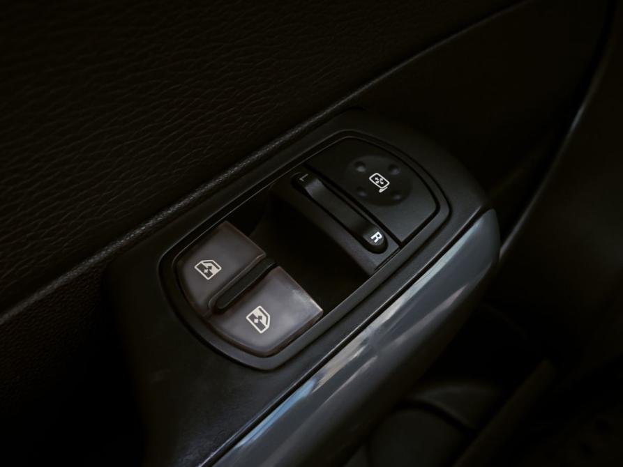 Opel Corsa D Рестайлинг II Екатеринбург  - изображение 12