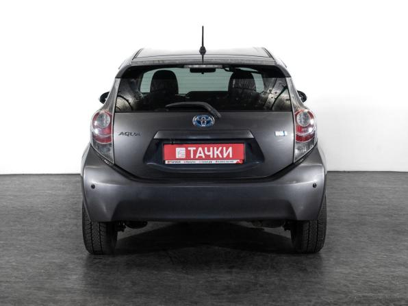 Toyota Aqua I с пробегом 2012 года, цена 840 300 рублей, 146601 км, хэтчбек, Автокод Объявления