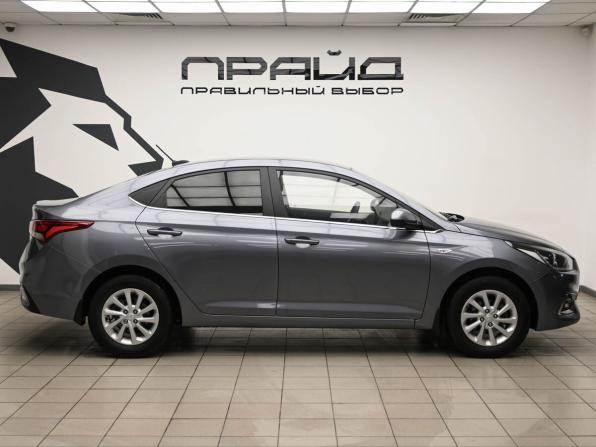 Hyundai Solaris II с пробегом 2018 года, цена 1 369 900 рублей, 142516 км, седан, Автокод Объявления