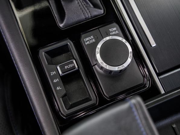 Toyota Tundra III с пробегом 2023 года, цена 8 498 000 рублей, 42000 км, offers.body_type.unknown, Автокод Объявления