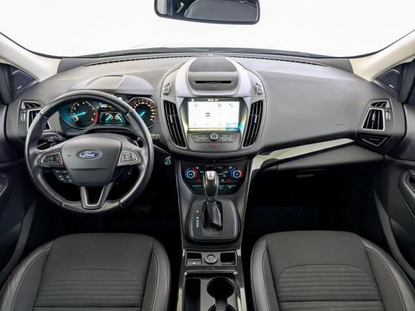 Ford Kuga II Рестайлинг с пробегом 2018 года, цена 1 670 000 рублей, 142000 км, внедорожник, Автокод Объявления