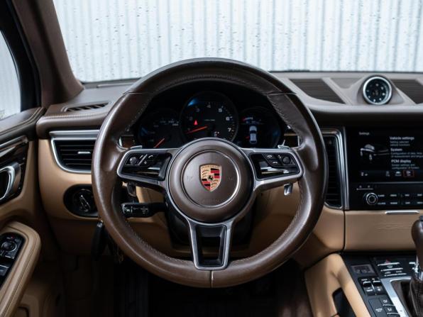 Porsche Macan I с пробегом 2016 года, цена 2 849 000 рублей, 213069 км, внедорожник, Автокод Объявления