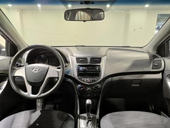 Hyundai Solaris I Рестайлинг с пробегом 2015 года, цена 1 070 000 рублей, 63482 км, седан, Автокод Объявления
