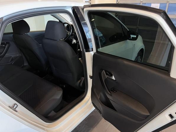 Volkswagen Polo V Рестайлинг с пробегом 2019 года, цена 1 480 000 рублей, 99725 км, седан, Автокод Объявления