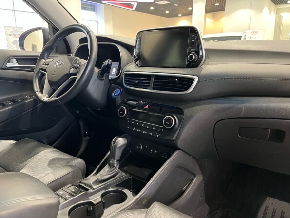Hyundai Tucson III Рестайлинг с пробегом 2019 года, цена 2 577 000 рублей, 60198 км, offers.body_type.unknown, Автокод Объявления